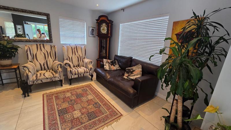 4 Bedroom Property for Sale in Somerset West Western Cape